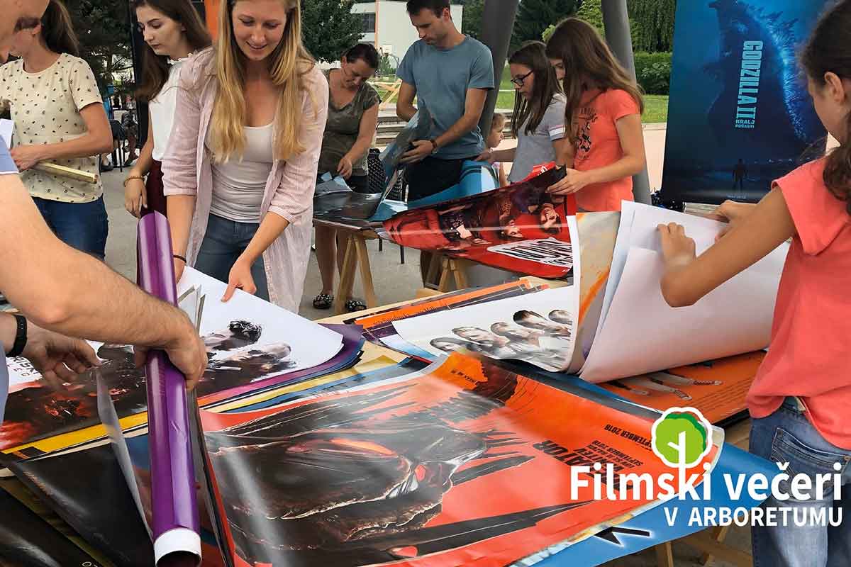 Sejem filmskih plakatov