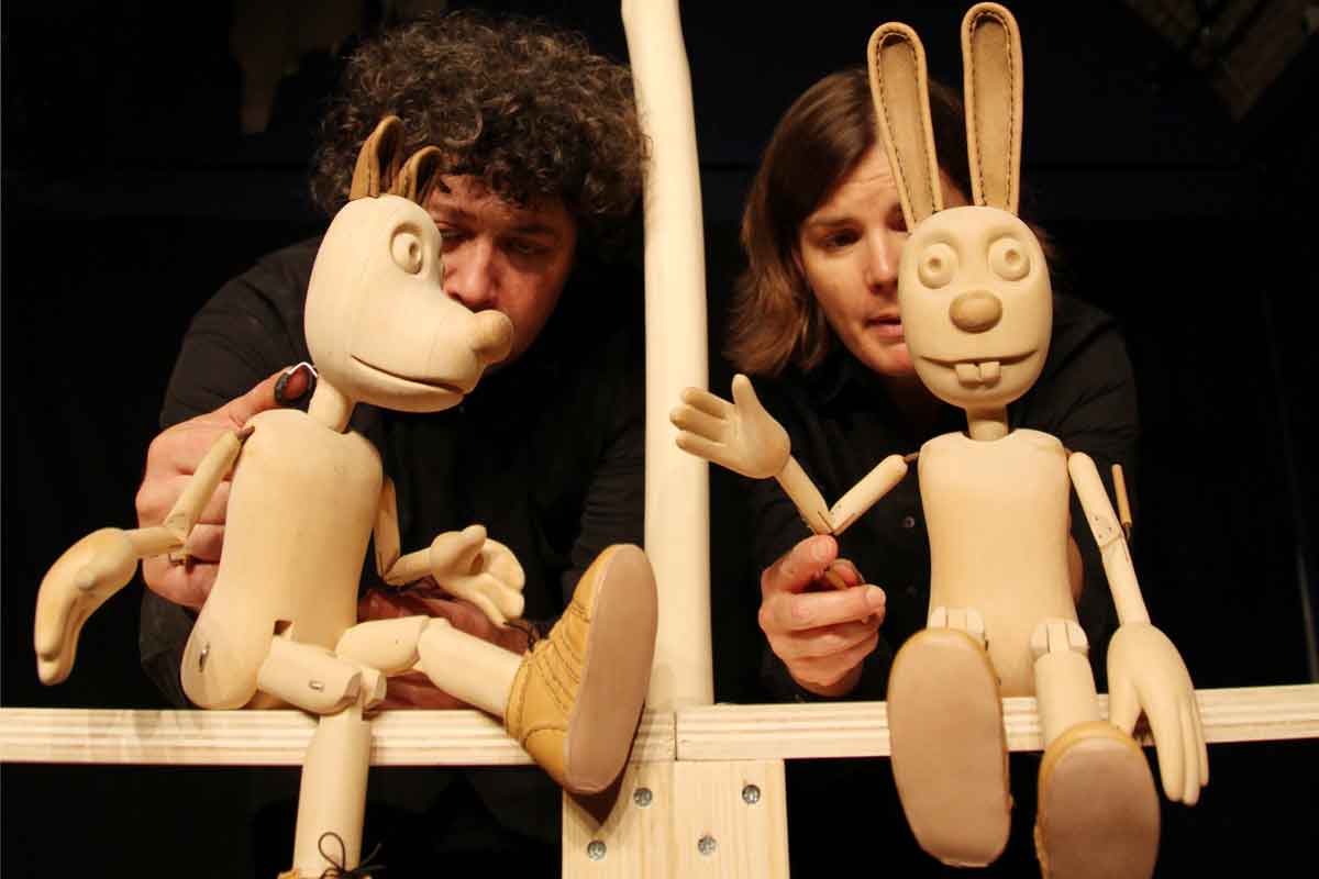 Lutkovna predstava Ti loviš!