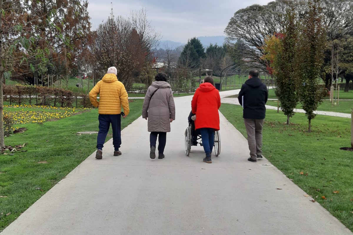 Pot za spomin je primerna tudi za obisk z invalidskim vozičkom Pot za spomin v Arboretumu Volčji Potok, dostopna tudi z invalidskim vozičkom